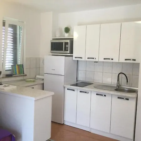 Apartment Arnie Njivice